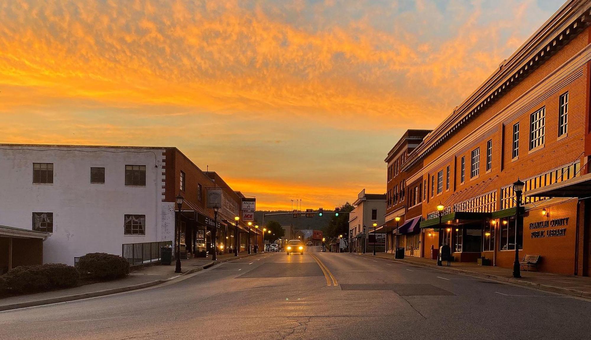 فندق هوليداي إن إكسبريس آند سويتس ريوكي ماونت سميث ماونتن لايك Rocky Mount المظهر الخارجي الصورة